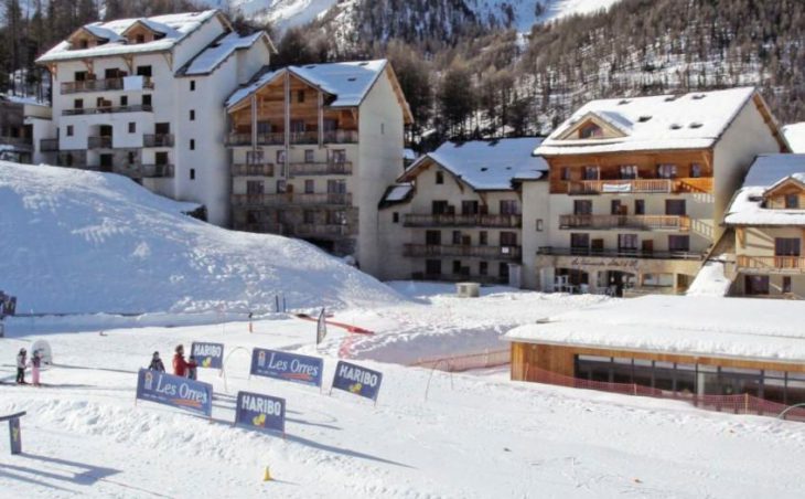 Terrasses du Soleil d'Or Apartments, Les Orres, Piste